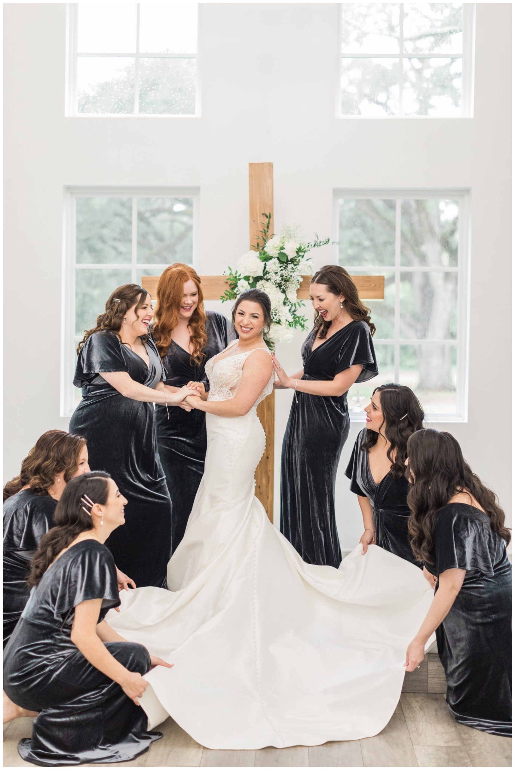 Bridal party portraits at Addison Woods