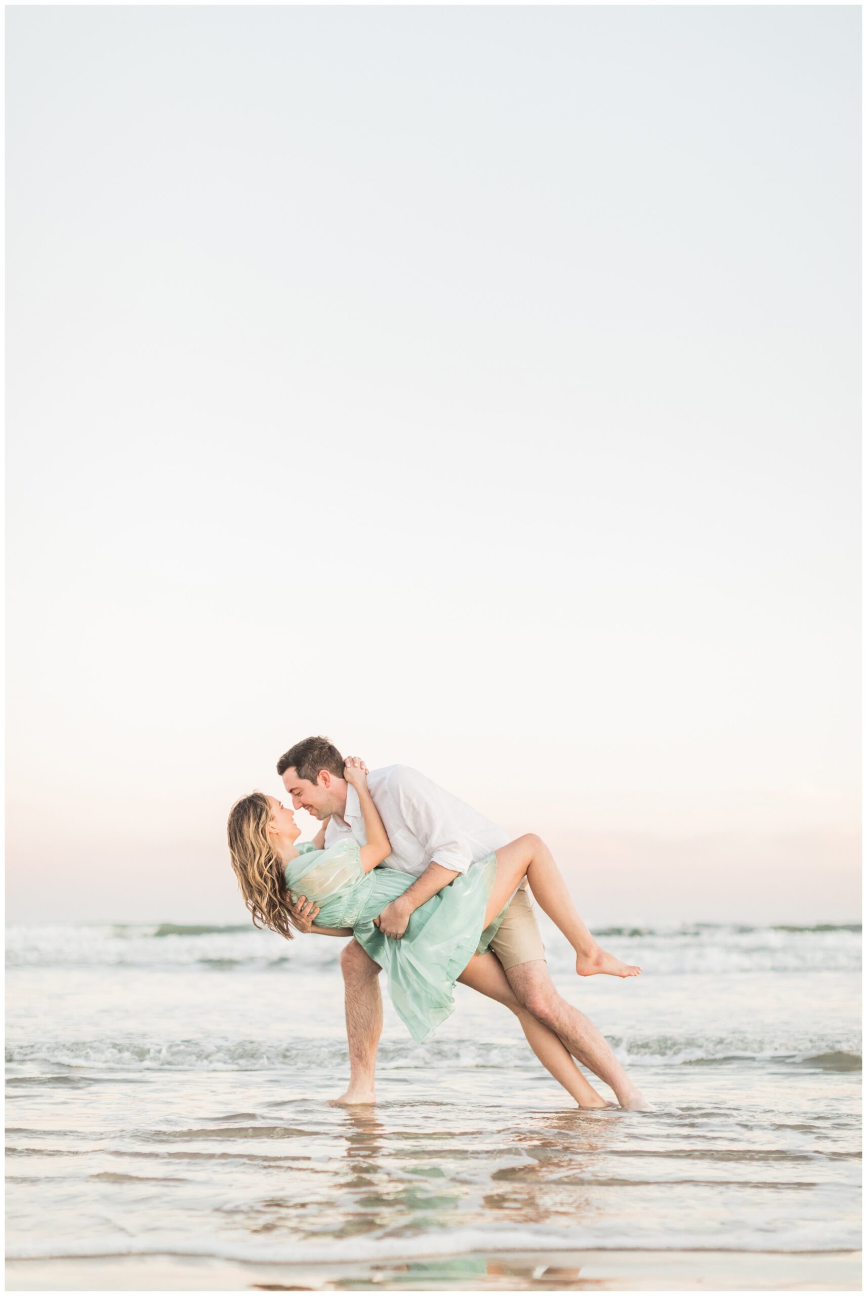 Beach engagement session outfits